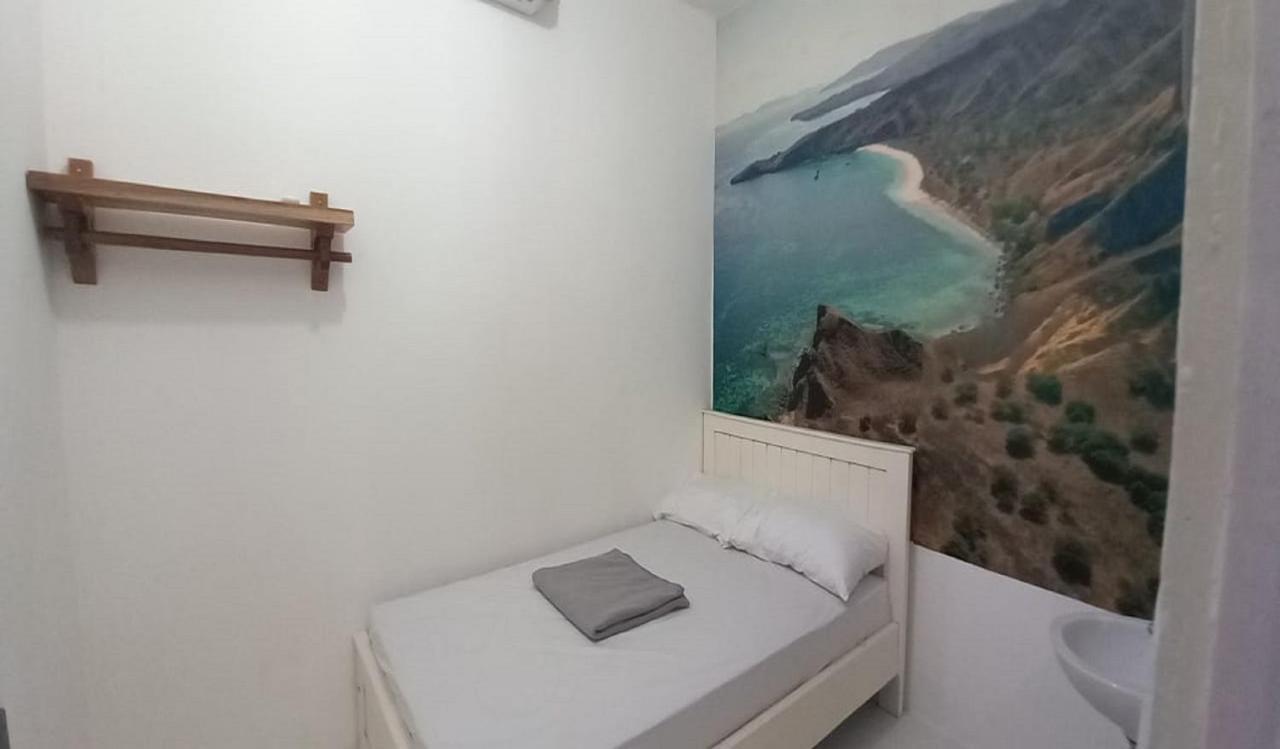 Oyo 90974 Homestay Golo Koe Sejahtera Labuan Bajo Buitenkant foto