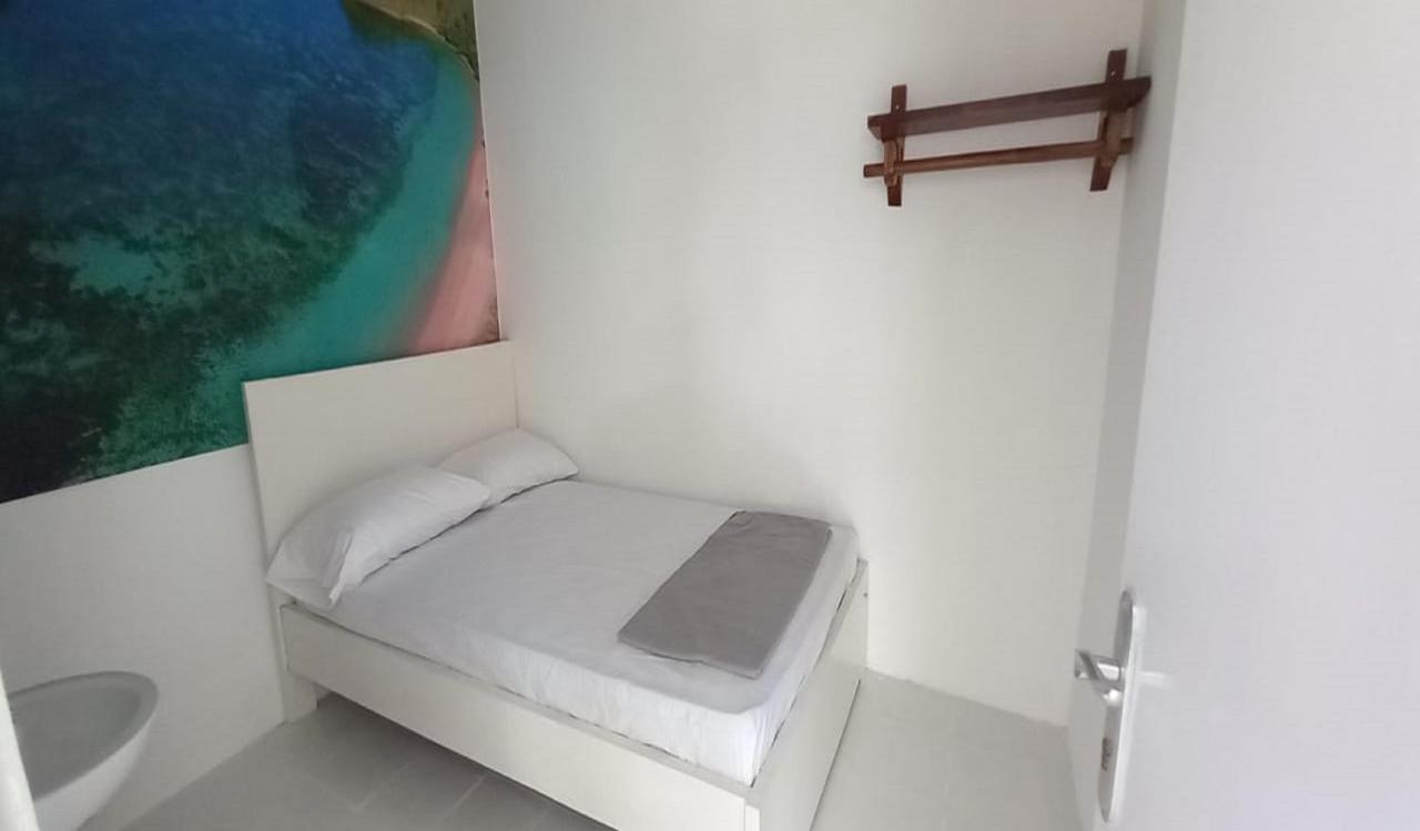 Oyo 90974 Homestay Golo Koe Sejahtera Labuan Bajo Buitenkant foto