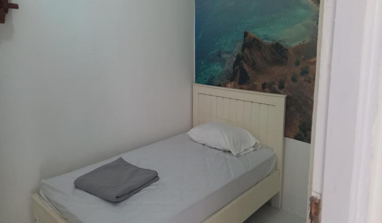 Oyo 90974 Homestay Golo Koe Sejahtera Labuan Bajo Buitenkant foto