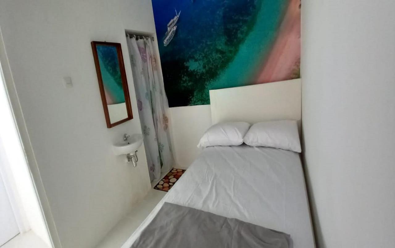 Oyo 90974 Homestay Golo Koe Sejahtera Labuan Bajo Buitenkant foto