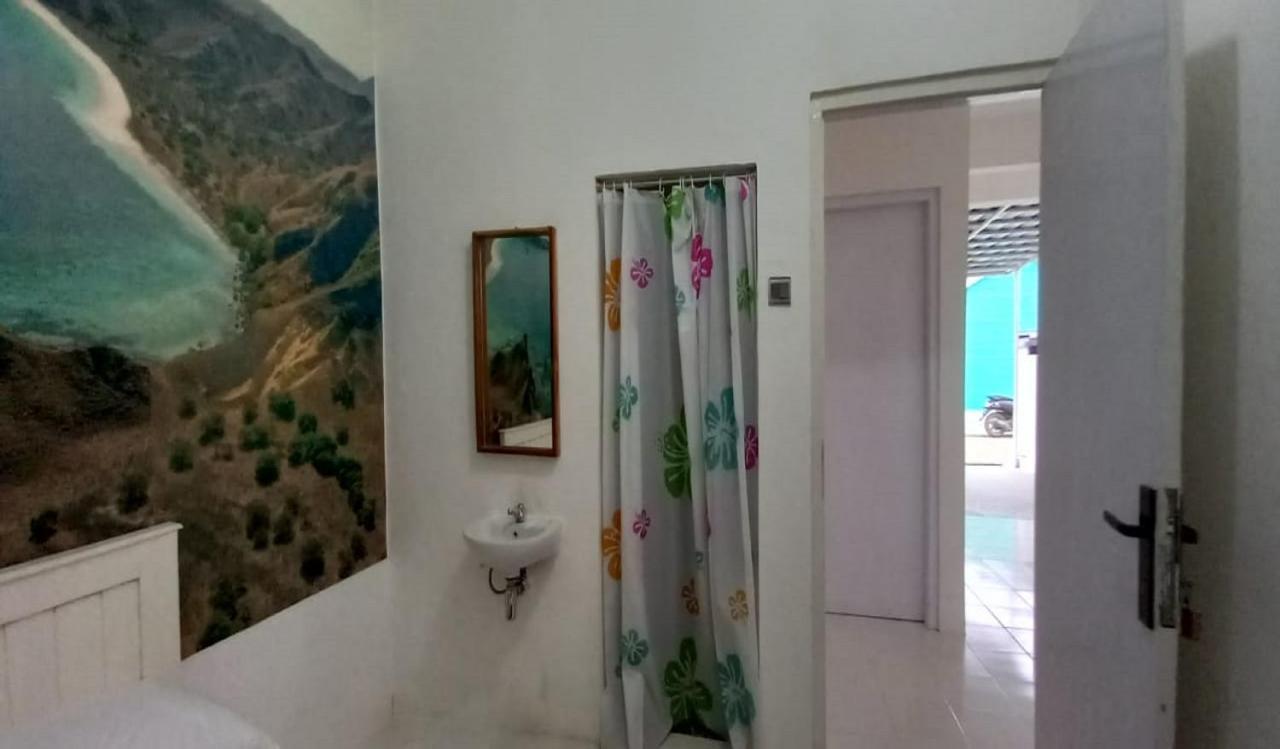 Oyo 90974 Homestay Golo Koe Sejahtera Labuan Bajo Buitenkant foto