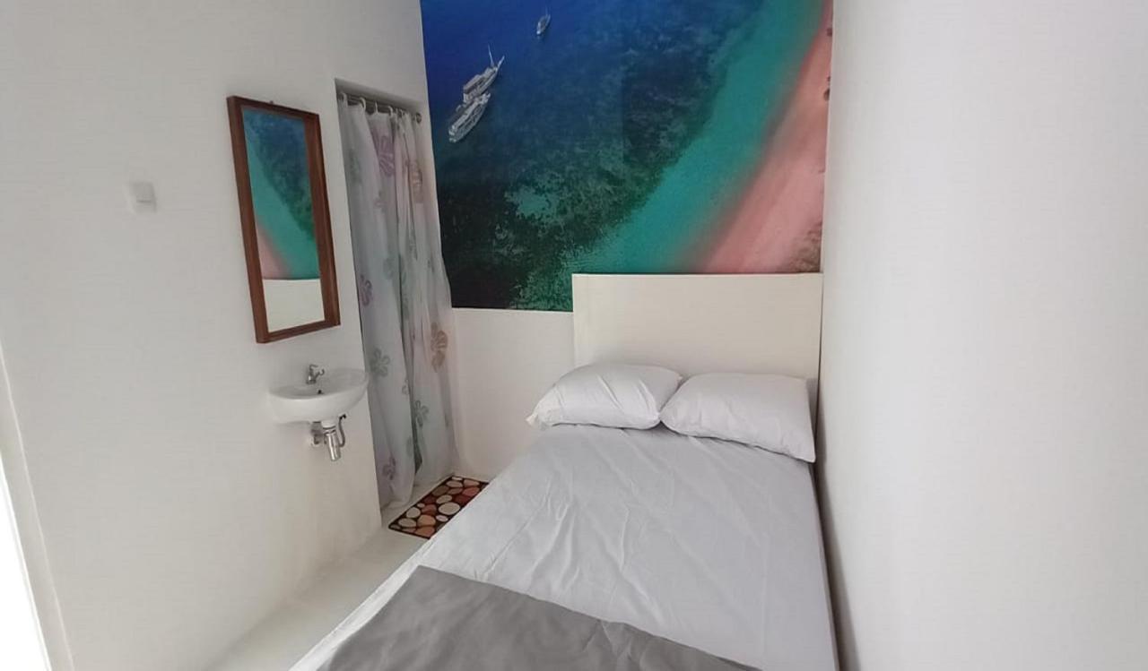 Oyo 90974 Homestay Golo Koe Sejahtera Labuan Bajo Buitenkant foto